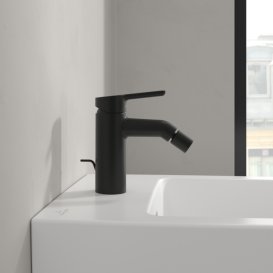 Змішувач для біде Villeroy & Boch Skyla з донним клапаном матовий чорний TVB116001000K5