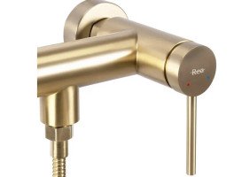 Змішувач для душу Rea Clif із душовим гарнітуром матове золото REA-B4243