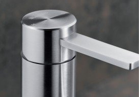 Смеситель для кухни Blanco Ambis однорычажный нержавеющая сталь 523118