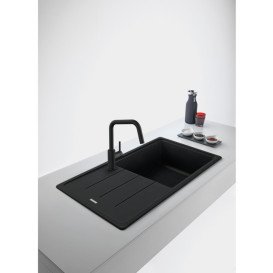 Смеситель для кухни Franke Lina U Pull Down с вытяжным изливом черный матовый 115.0728.477