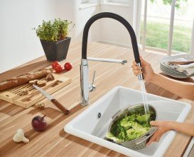 Смеситель для кухни Grohe Concetto однорычажный с профессиональной лейкой хром/черный 31491000
