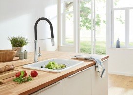 Смеситель для кухни Grohe Concetto однорычажный с профессиональной лейкой хром/черный 31491000