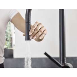 Смеситель для кухни Hansgrohe Talis M54 с выдвижной лейкой черный матовый 72801670