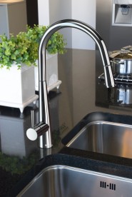 Смеситель для кухни Koller Pool Design Plus однорычажный с выдвижным изливом латунь хром DS0600