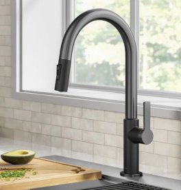 Змішувач для кухні Kraus Oletto з висувною лійкою чорна сталь/матовий чорний KPF-2820MBSFSB