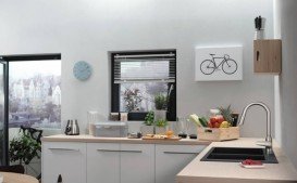 Змішувач для кухні Hansgrohe Focus M42 220 з витяжним душем 2jet sBox сталь 71820800