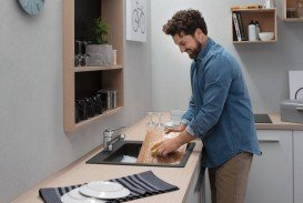 Змішувач для кухні одноважільний Hansgrohe колекція M42 хром 71809000