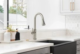 Змішувач для кухні Rea Nest одноважільний з висувною лійкою нікель REA-B6601