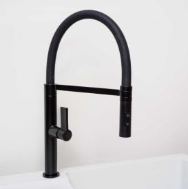 Смеситель для кухни Sink Quality Mega однорычажный с гибким изливом черный BFL-BK