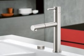 Смеситель для кухни Villeroy & Boch Como Sky Shower с выдвижной лейкой сплошная нержавеющая сталь 927900LC