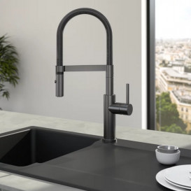 Змішувач для кухні Villeroy & Boch Steel Expert 2.0 з висувною лійкою антрацит 92800005