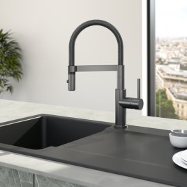 Змішувач для кухні Villeroy & Boch Steel Expert Compact з висувною лійкою антрацит 92730005