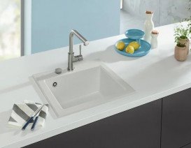 Смеситель для кухни Villeroy & Boch Steel Shower с выдвижной лейкой сплошная нержавеющая сталь 969701LC