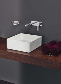 Смеситель для раковины однорычажный настенный скрытый Grohe коллекция Lineare хром 23444001