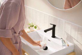 Смеситель для раковины Hansgrohe Rebris S CoolStart однорычажный черный матовый 72520670