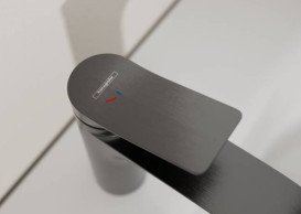 Змішувач для раковини Hansgrohe Vivenis CoolStart одноважільний чорний матовий хром 75014340