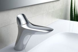 Смеситель для раковины однорычажный с донным клапаном Kludi коллекция Ambienta хром 530290575