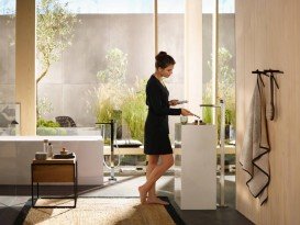 Змішувач для раковини підлоговий Hansgrohe Metropol змішувач з рукояткою-петлею хром 74530000