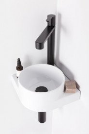 Смеситель для раковины Ravak Puri PU 015.20 однорычажный черный X070182