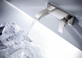 Змішувач для раковини Tres Cuadro Tres настінний одноважільний з каскадним виливом хром 00626001