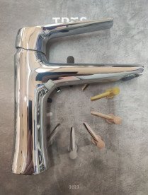 Змішувач для раковини Tres Fuji одноважільний хром 28110301