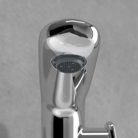 Смеситель для раковины Villeroy & Boch Antao с донным клапаном хром TVW11100400061