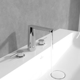 Смеситель для раковины Villeroy & Boch Conum на 3 отверстия хром TVW12700100161