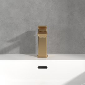 Змішувач для раковини Villeroy & Boch Subway 3.0 із донним клапаном матове золото TVW11200200076