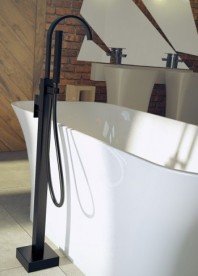 Змішувач для ванни Besco Modern II з душовим гарнітуром чорний матовий BW-MII-CZ