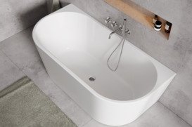 Смеситель для ванной Besco Veo настенный с душевым гарнитуром хром BW-V4P-CH