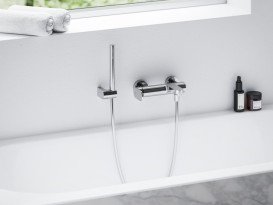 Смеситель для ванной Ravak Eleganta с душевым гарнитуром хром глянцевый X07S133