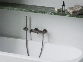 Смеситель для ванной Ravak Eleganta с душевым гарнитуром графит матовый X07S136