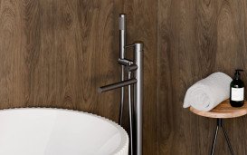 Смеситель для ванны Besco Zea напольный с душевым гарнитуром оружейный металл BW-Z-GR