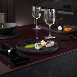 Тарілка плоска універсальна Villeroy & Boch Iconic La Boule 24х2 см чорний 10-1665-6007