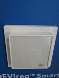 Терморегулятор для теплої підлоги Devi DEVIreg Smart білий 140F1141