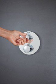 Термостат для душа встраиваемый Grohe Grohtherm двухвентильный на два положения латунь хром 24076000