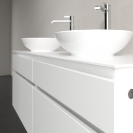 Тумба под раковину Villeroy & Boch Legato 140х55 см ДСП белый матовый B59200MS