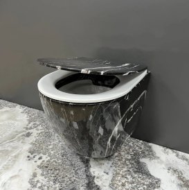 Унітаз підвісний VBI VULCANO 48х36 см безободковий з кришкою soft-close кераміка чорний онікс VBI-020403