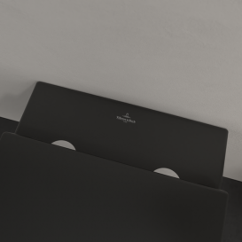 Підвісний унітаз Villeroy & Boch Subway 2.0 37х56 см з кришкою санітарна кераміка Pure Black CeramicPlus 5614R0R7+8M42S1R7