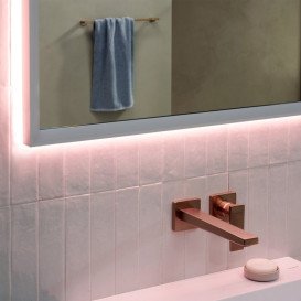 Зеркало Hansgrohe Xarita E 160,6х70,6 см с LED-подсветкой и датчиком прикосновения белый матовый 54983700