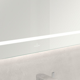 Зеркало в ванную комнату Villeroy & Boch Finion 100х75 см с подсветкой и настенным освещением G6001000
