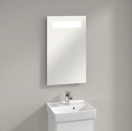 Зеркало в ванную комнату Villeroy & Boch More To See 14 45х75 см с подсветкой A4294500