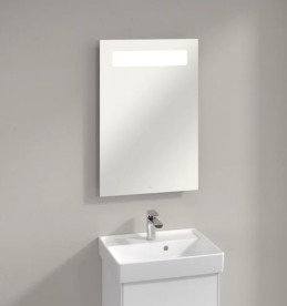 Зеркало в ванную комнату Villeroy & Boch More To See 14 50х75 см с подсветкой A4295000