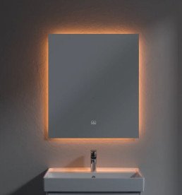 Дзеркало у ванну кімнату Villeroy & Boch More to See Lite 65х75 см з підсвічуванням A4596500