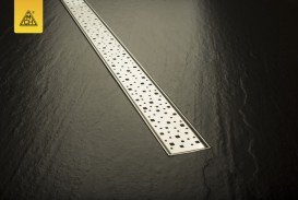 Желоб водосточный МСН 750 мм с горизонтальным фланцем и матовой решеткой Квадраты CH 750 SN 1